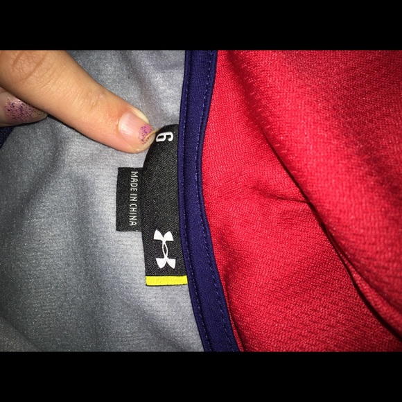 Under armor hoodie - Picture 2 of 3